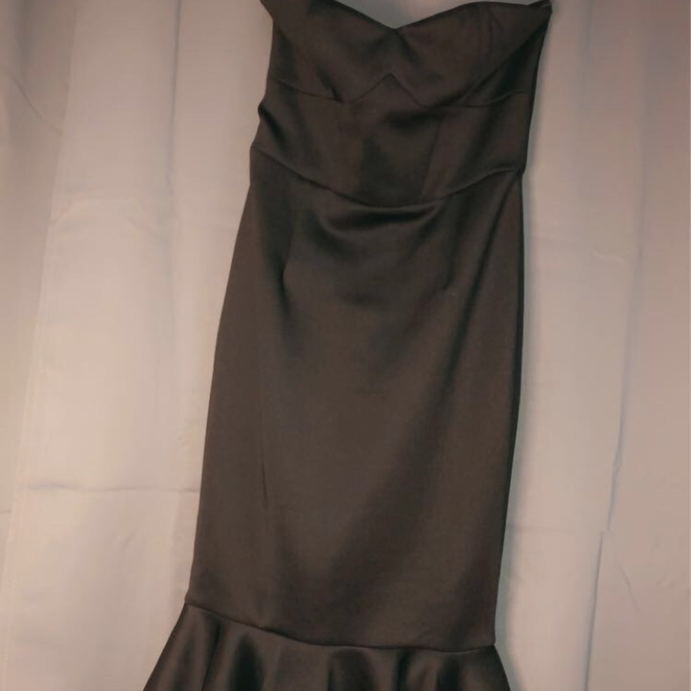Dress - Picture 6 of 7